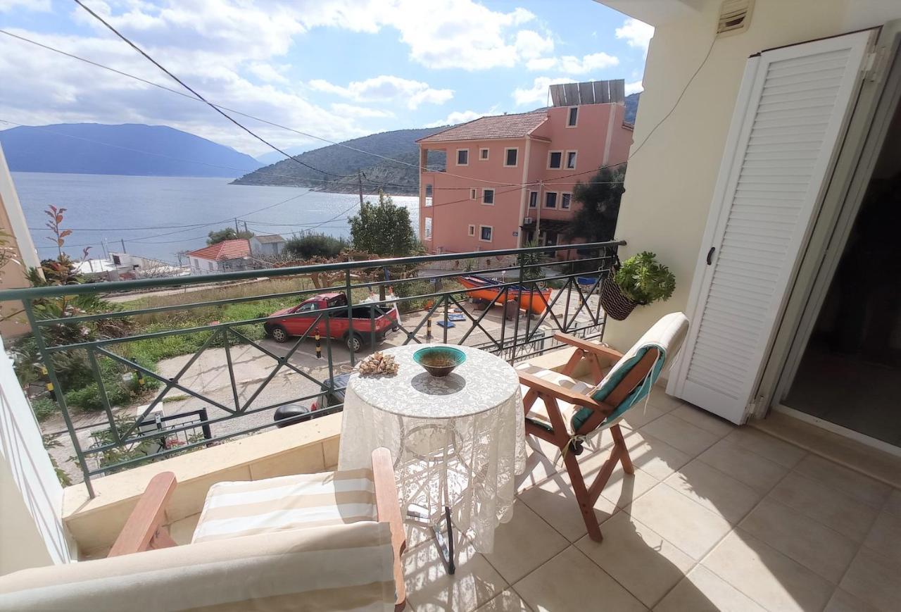 G Apartment In Agia Efimia Esterno foto